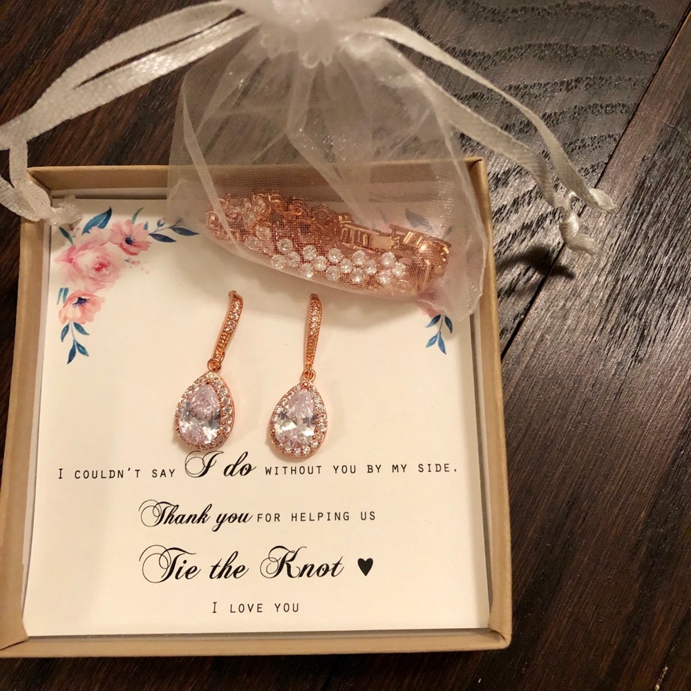 Wedding jewelry